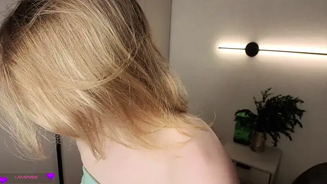 AureliaAngel online show from 03-27-26, 08:41