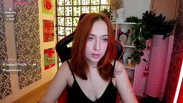 Alexa temptress online show from 03-18-26, 02:37