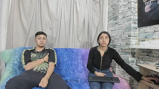 NoahAndBunny online show from 05-11-26, 12:55