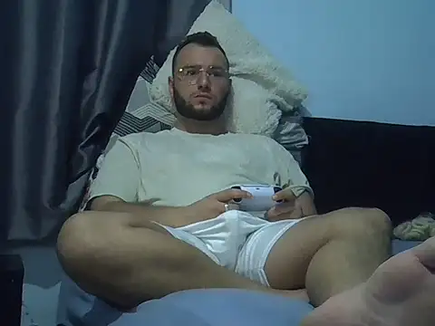 piazaocwb23 online show from 04-25-26, 02:25