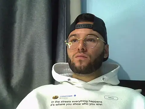 Snapshot of piazaocwb23 chatting on 04-28-26, 04:01 piazaocwb23 online show from 04-28-26, 04:01