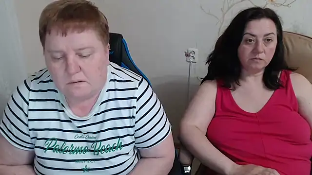 Lindy-Jeanie online show from 04-18-26, 07:29