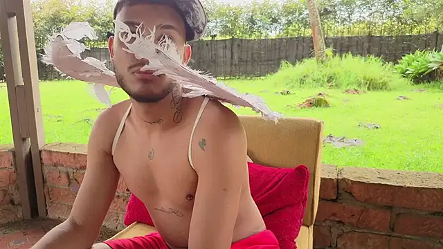 DilanAndres online show from 04-08-26, 03:23