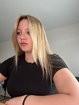 bettyloveu online show from 04-23-26, 12:29