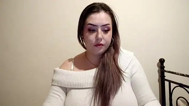 LolaSeduce online show from 04-19-26, 07:27