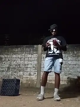 spittingpig1 online show from 03-21-26, 11:30