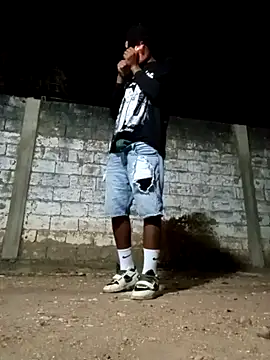 spittingpig1 online show from 03-29-26, 02:33