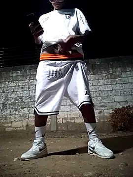 spittingpig1 online show from 04-01-26, 02:23