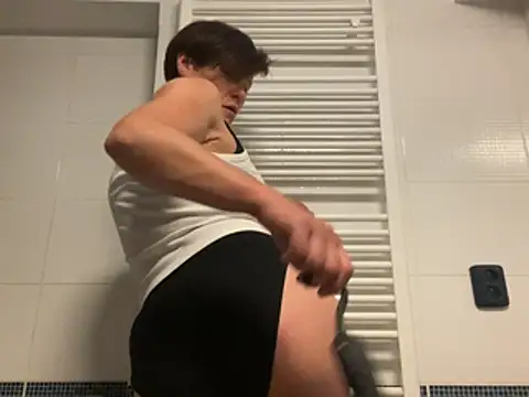 DtPORNBITCH online show from 06-03-26, 11:32