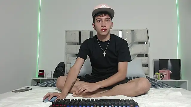 tiam muller fenix online show from 04-08-26, 12:32