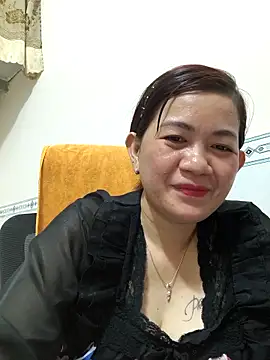 Love forever 69 online show from 04-18-26, 01:20