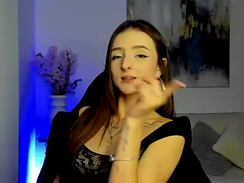 Lilyt Cooper online show from 04-16-26, 04:13