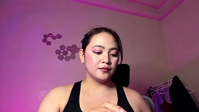 CorrineGrounds online show from 03-16-26, 05:44