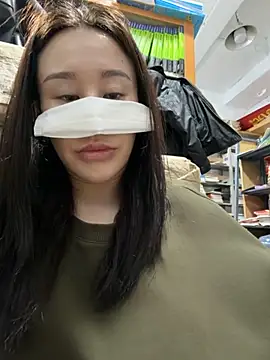 zhizhibaobei online show from 04-30-26, 12:06