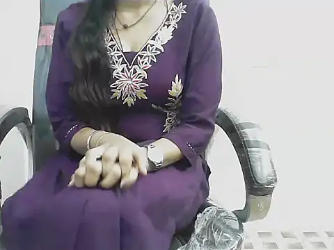 Snapshot of ragini_bby chatting on 03-26-26, 05:57 ragini bby online show from 03-26-26, 05:57