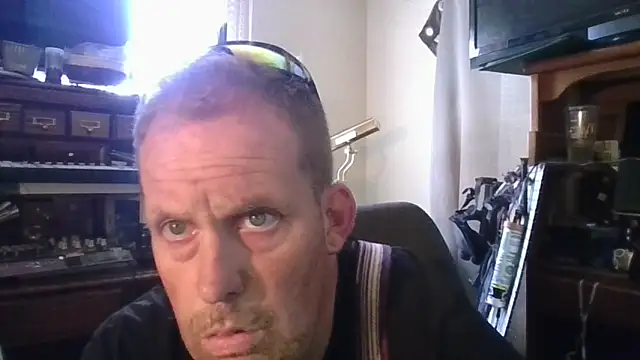 strokingjoe14585 online show from 04-25-26, 06:49