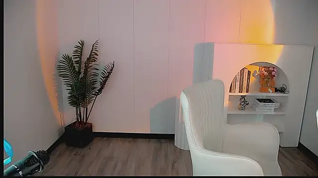 zhoulan-bb online show from 04-23-26, 02:24