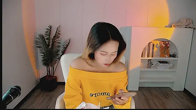 zhoulan-bb online show from 04-25-26, 05:10