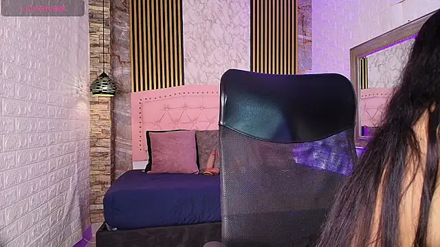 AishaCambell  online show from 06-01-26, 10:39
