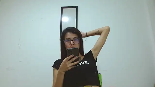 Emily Lopera online show from 05-16-26, 02:19