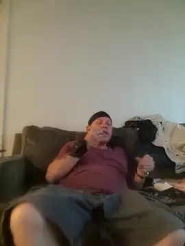Snapshot of yourMasterisBored chatting on 04-30-26, 10:36 yourMasterisBored online show from 04-30-26, 10:36