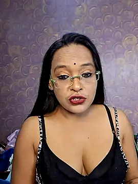 Snapshot of hornyrosy321 chatting on 05-10-26, 05:51 hornyrosy321 online show from 05-10-26, 05:51