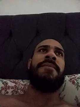 Snapshot of Casalseduz26 chatting on 03-25-26, 05:52 Casalseduz26 online show from 03-25-26, 05:52