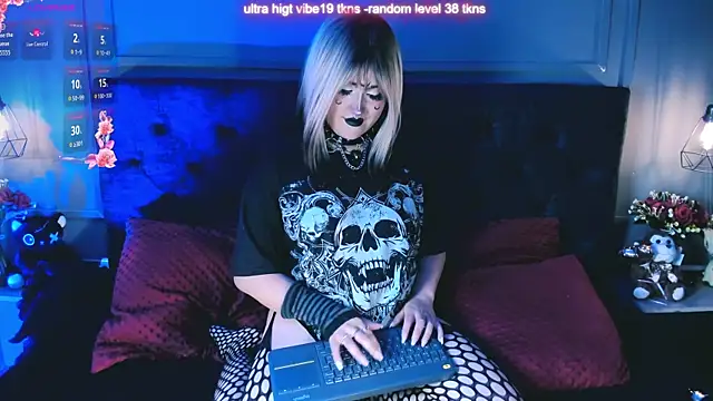  Elissabat  online show from 05-19-26, 08:37