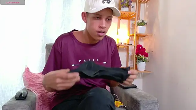 Noirvynn online show from 04-29-26, 10:16