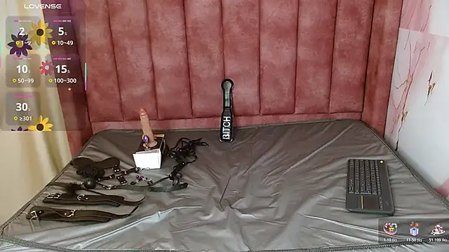 hilaryythompson online show from 04-28-26, 09:42