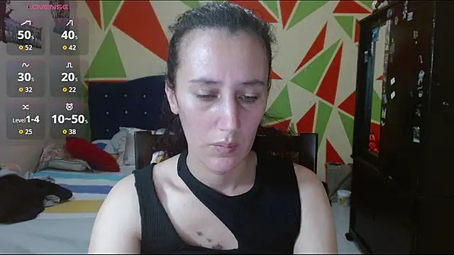 Snapshot of Mariam_wish chatting on 05-20-26, 06:25 Mariam wish online show from 05-20-26, 06:25