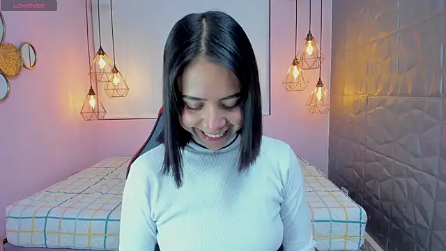 Snapshot of Magic_oliviah chatting on 06-10-26, 12:04 Magic oliviah online show from 06-10-26, 12:04