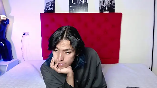 Noire boy online show from 03-15-26, 08:37