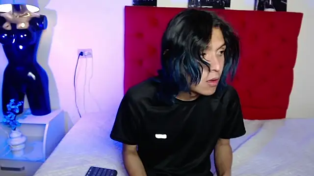 Noire boy online show from 03-16-26, 11:53