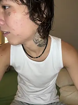 Snapshot of whiteboygabz chatting on 03-15-26, 07:20 whiteboygabz online show from 03-15-26, 07:20