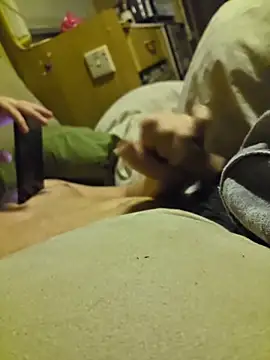 bigbog9323 online show from 04-17-26, 10:46