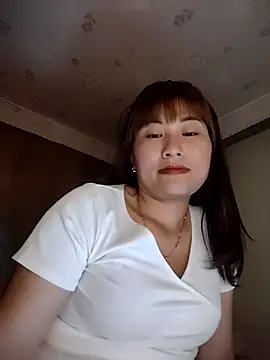 Lucxy-ki6 online show from 04-27-26, 02:59