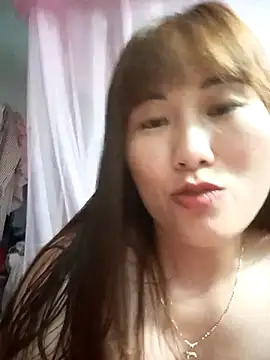 Lucxy-ki6 online show from 06-05-26, 03:57