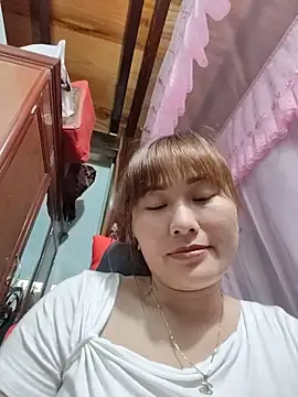 Lucxy-ki6 online show from 06-09-26, 12:28