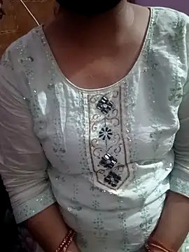 Gujju bhabhi69 online show from 05-05-26, 12:18