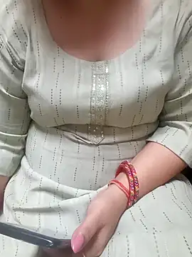 Gujju bhabhi69 online show from 05-17-26, 04:10