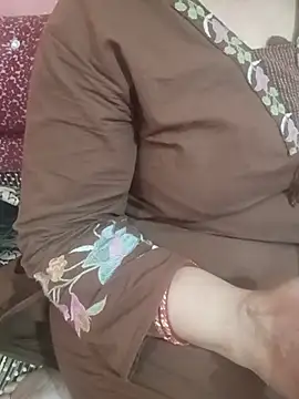 Gujju bhabhi69 online show from 06-08-26, 09:31