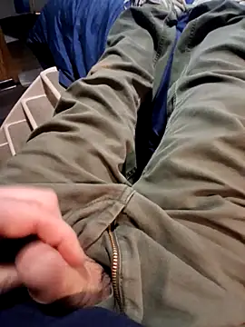 Snapshot of Giggles713 chatting on 03-14-26, 03:28 Giggles713 online show from 03-14-26, 03:28