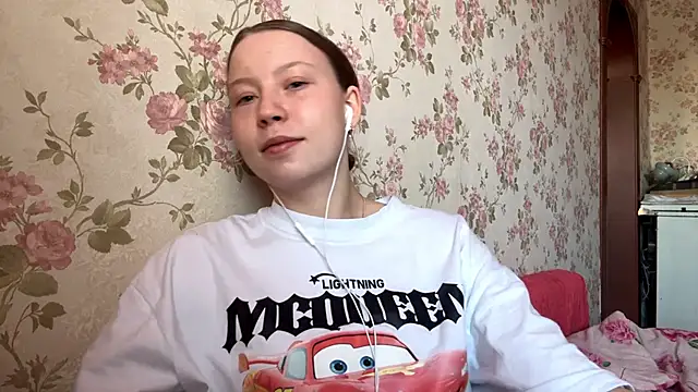 EleneShedden online show from 03-15-26, 12:44