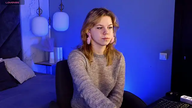 Snapshot of ElizabethVane chatting on 03-31-26, 05:41 ElizabethVane online show from 03-31-26, 05:41