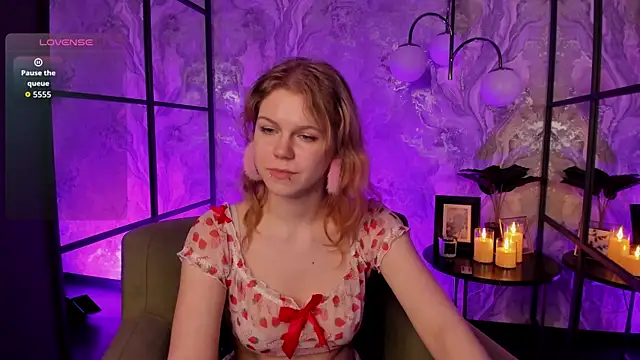 Snapshot of ElizabethVane chatting on 04-04-26, 10:46 ElizabethVane online show from 04-04-26, 10:46
