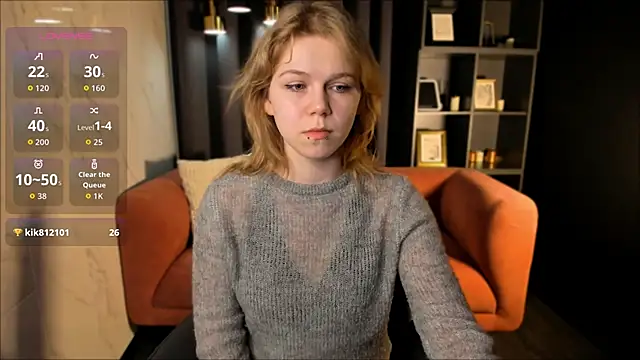 Snapshot of ElizabethVane chatting on 04-11-26, 07:45 ElizabethVane online show from 04-11-26, 07:45