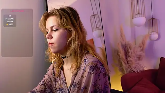 Snapshot of ElizabethVane chatting on 04-23-26, 05:41 ElizabethVane online show from 04-23-26, 05:41