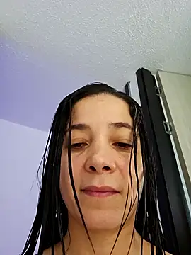 Snapshot of miaeyex chatting on 06-11-26, 12:03 miaeyex online show from 06-11-26, 12:03