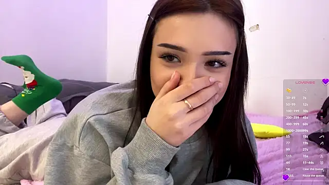 BeckyAurielle online show from 04-10-26, 02:33
